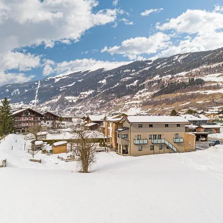 Michaela * ברמברג אם ווילדקוגל